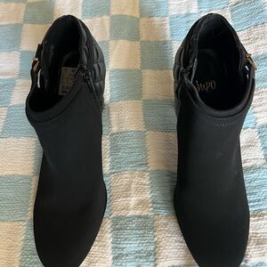 Black Impo ankle boots. Size 11